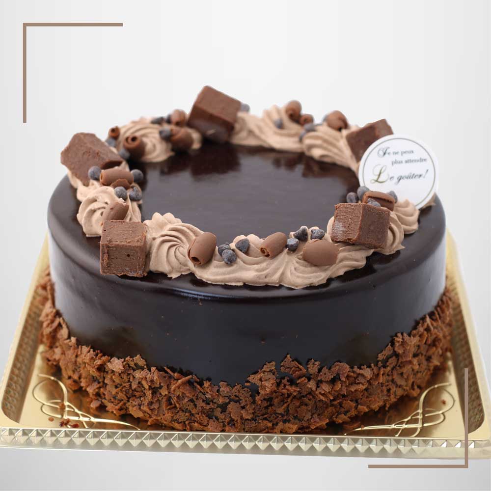 デコレーションケーキ　国頭ショコラ